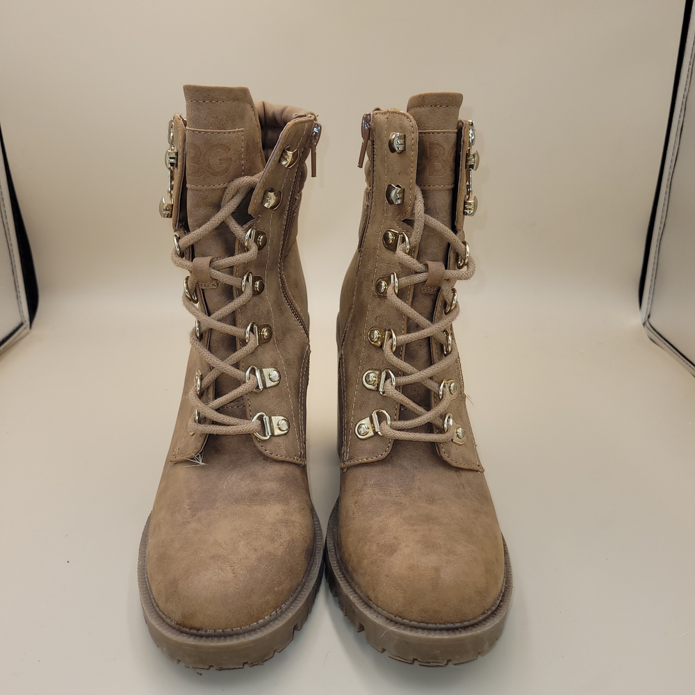 G by Guess Women’s Lace-up Heeled Combat Ankle Boots Tan Faux Leather Size 7 - Picture 3 of 11